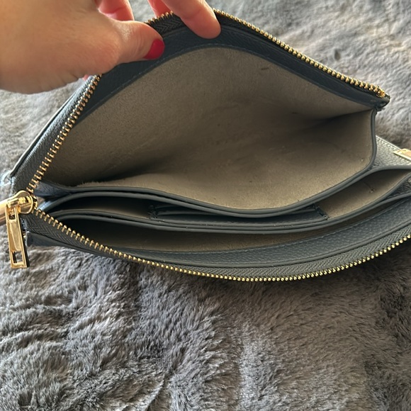 - Vegan Leather Wristlet - Picture 5 of 12